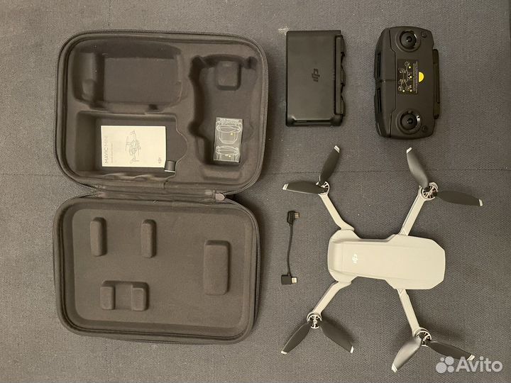 Квадрокоптер DJI Mavic Mini Fly More Combo