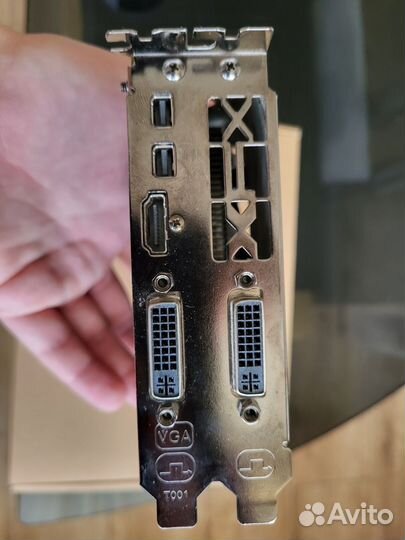 Видеокарта Radeon HD 6870