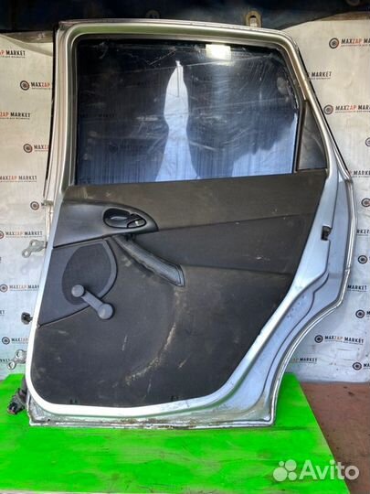 Дверь задняя правая Ford Focus 1 1.6 2004