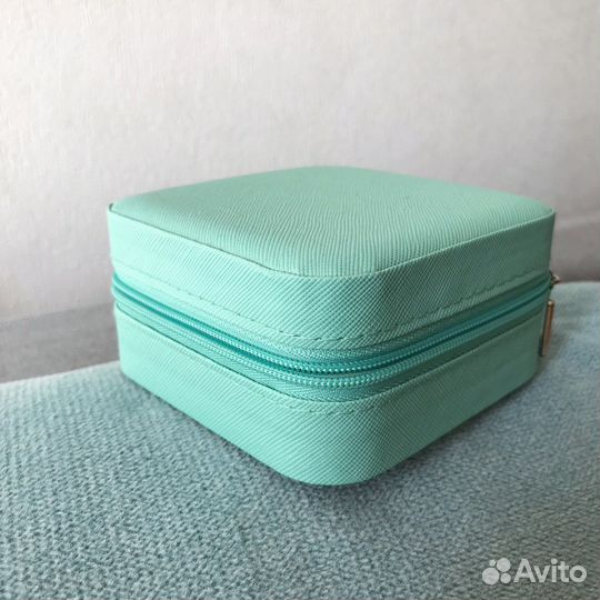 Шкатулка для украшений новая
