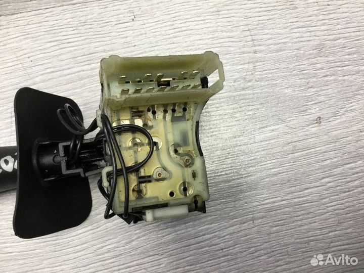 Переключатель дворников Renault ScNic 1.6 2000