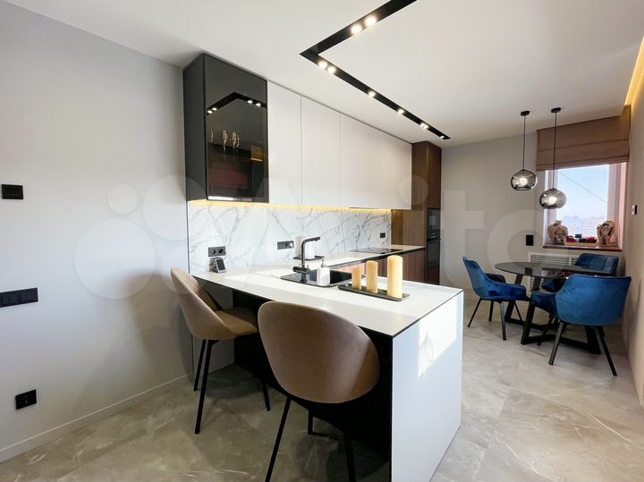 2-к. квартира, 78,2 м², 15/15 эт.