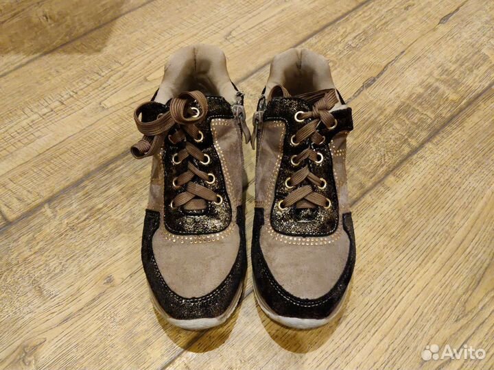 Ботинки на девочку 33 размер