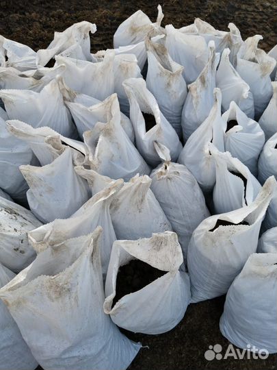 Грунтовая смесь: перегной+грунт+торф в мешках (25