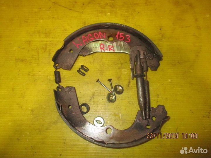 Колодки ручного тормоза зад Справа subaru legacy E