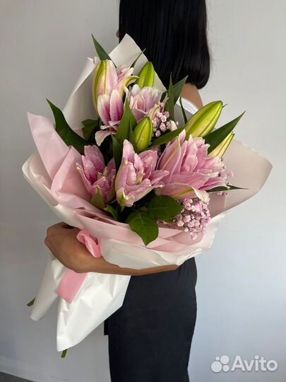 Букет лилий