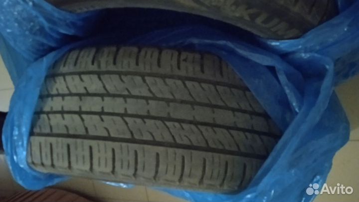 Kumho Crugen HP71 235/55 R19