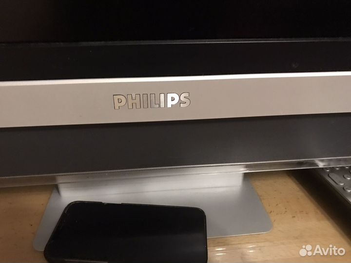 Телевизор Phillips 32 pf 9986/12