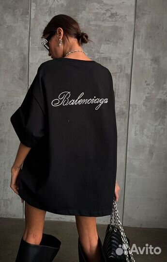 Футболка balenciaga 2 цвета