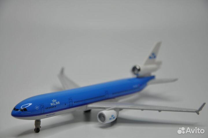 Самолёт McDonnell Douglas MD-11 KLM металл