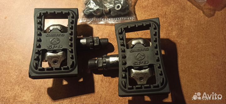Вело туфли 42р + контакты Shimano 520