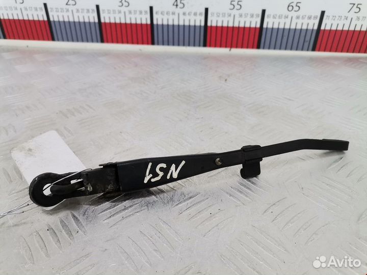 Щеткодержатель задний Daewoo Kalos 2004