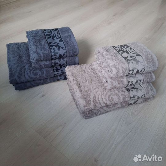 Полотенце махровые 4 шт. Новые