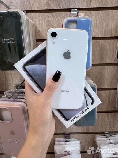 iPhone Xr, 128 ГБ