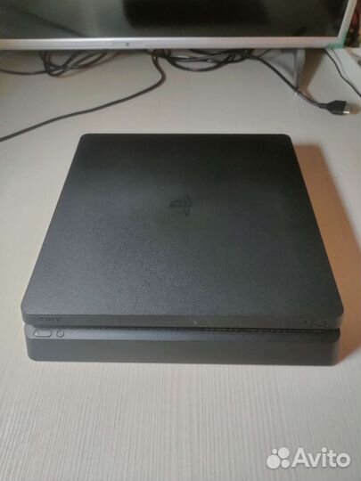 Sony PS4 slim 500gb + ps plus extra