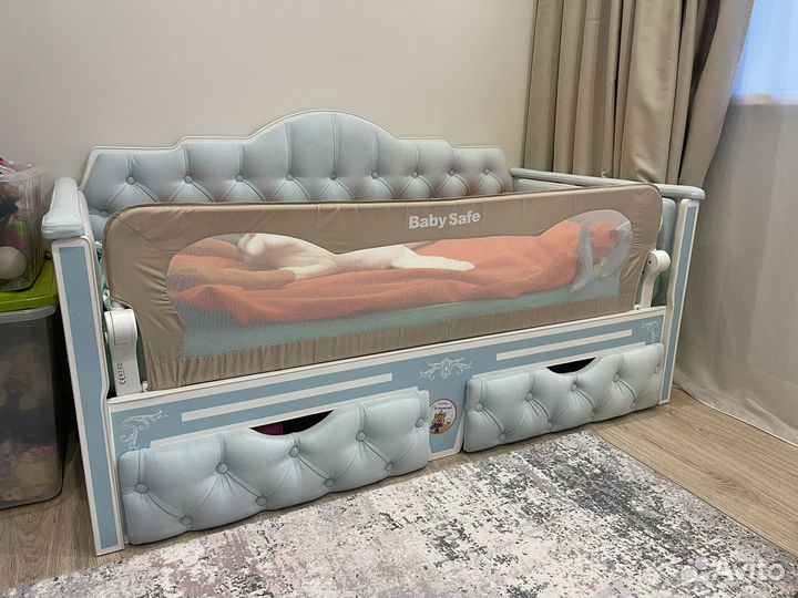 Детская кровать диван с мягкими бортиками