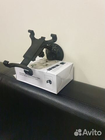 Держатель для планшета в машину