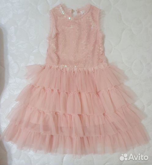 Нарядное платье для девочки 5 - 7 лет