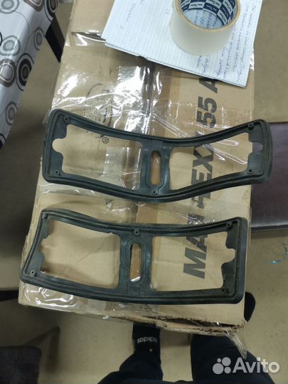 Уплотнительные резинки задних фонарей ваз 2101