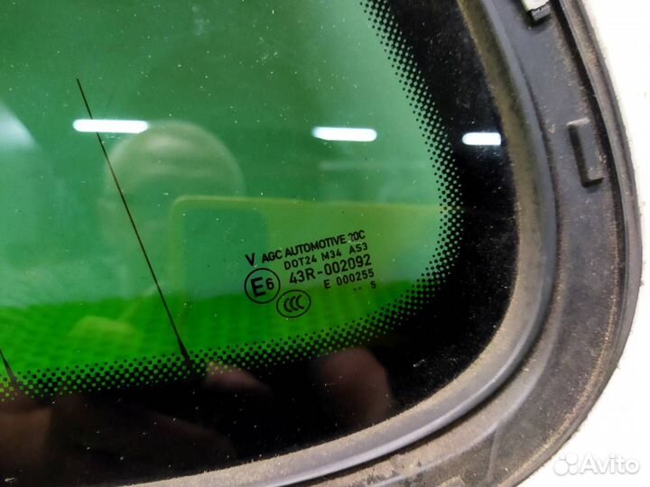 Боковое стекло с обогревом левое Volkswagen