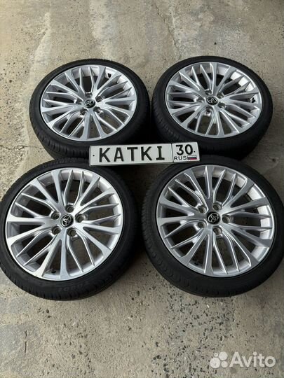 Колеса камри 235/40/18 оригинал