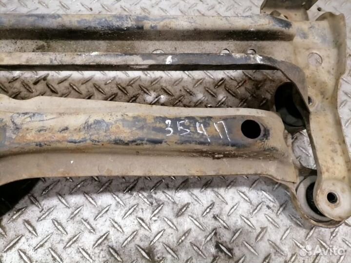 Балка подрадиаторная Volkswagen Passat b3 b3