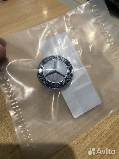 Эмблема решетки радиатора Mercedes W221 W212 W204