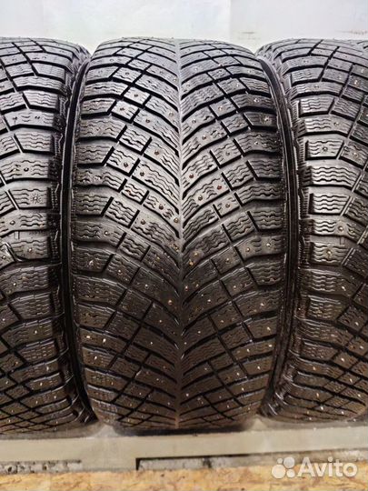 Michelin X-Ice North 4 SUV 255/45 R20 105T