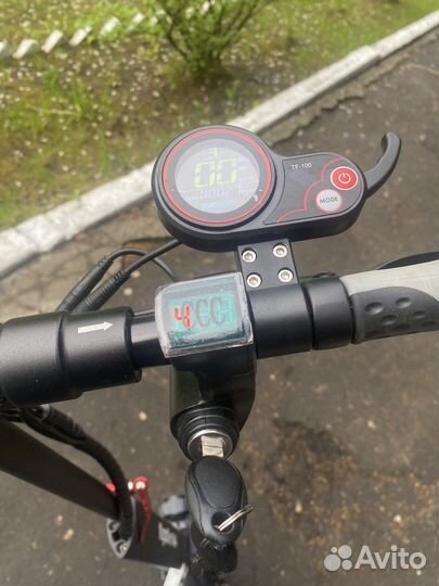 Электросамокат kugoo m4