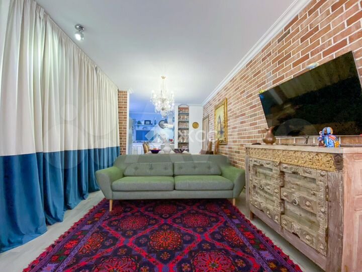 2-к. квартира, 65,2 м², 12/17 эт.