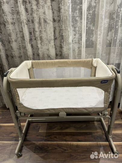 Кроватка chicco next2me
