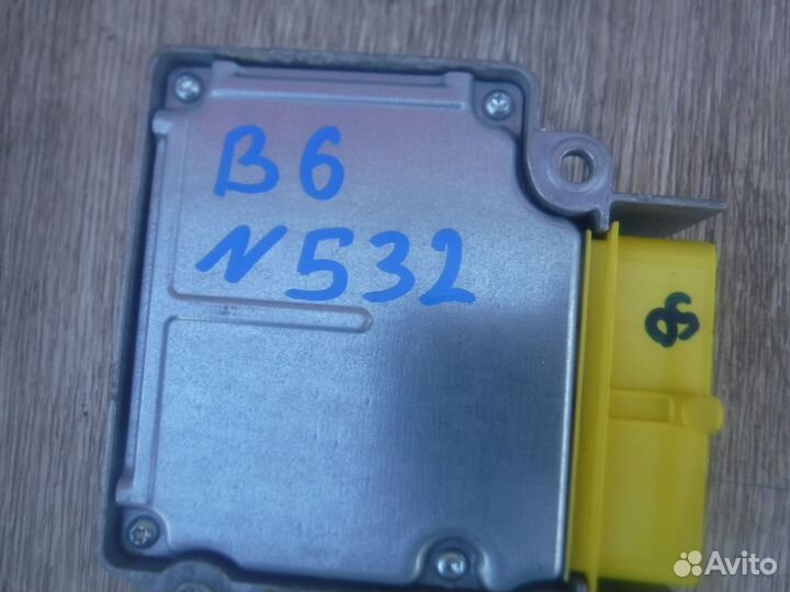 Блок SRS №532 Volkswagen Passat B6 2007