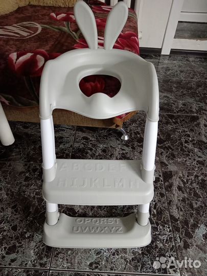 Накладка на унитаз со ступенькой детская