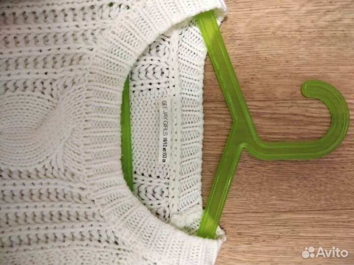 Кофточки для девочки