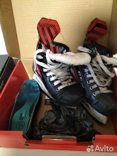 Коньки хоккейные ссм