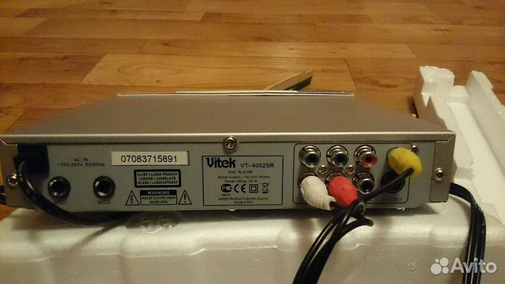 DVD-плеер новый. vitek