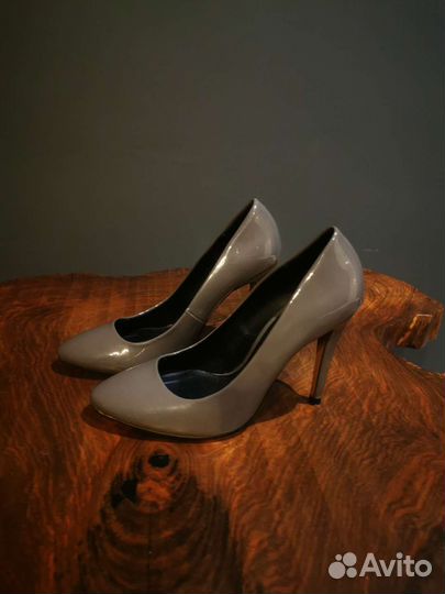 Туфли Zara Trafaluc серые 39 размер