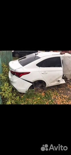 Обшивка потолка Hyundai Solaris 2 1.4 G4LC 2018