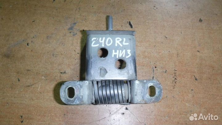 Петля двери багажника Range Rover Vogue