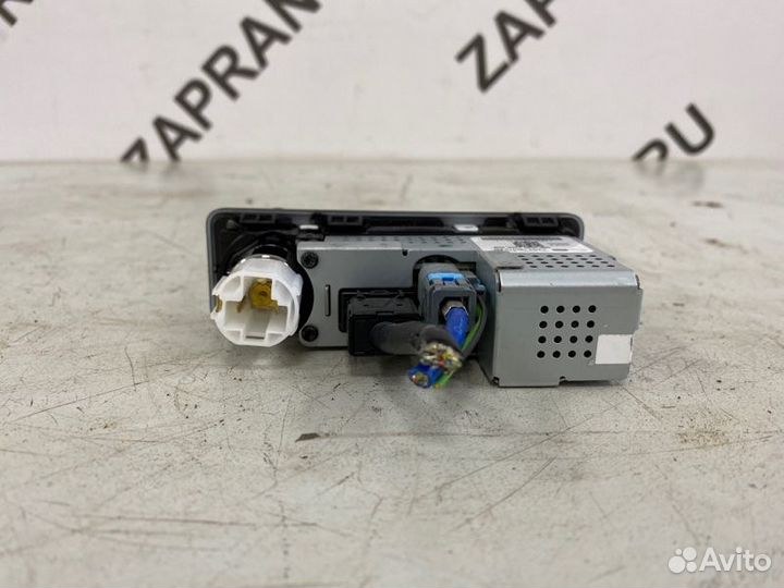 Разъем USB/AUX Land Rover Discovery 5 L462 2.0 L