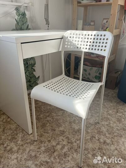 Письменный стол IKEA белый mikke