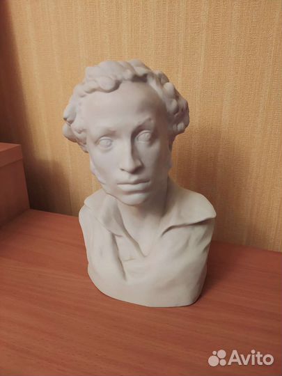 Бюст Пушкина