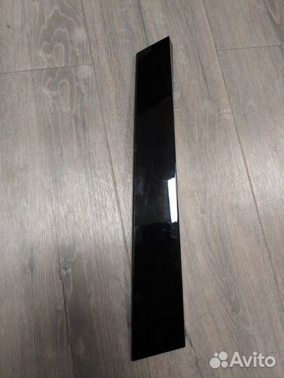 Молдинг двери задний правый Porsche Cayenne 958