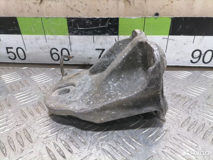 Кронштейн двигателя Nissan Teana j32