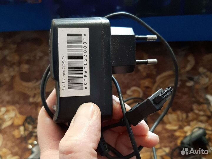 Блоки питания разные,есть просто шнуры,характерист