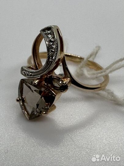 Золотое колечко с раухтопазом 585 проба