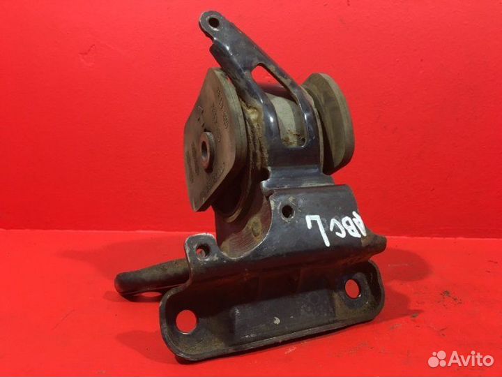 Опора двигателя левая Hyundai Santa Fe 1 D4EA 2.0