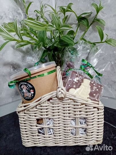 Корзина плетеная