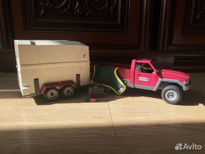 Коневоз Schleich