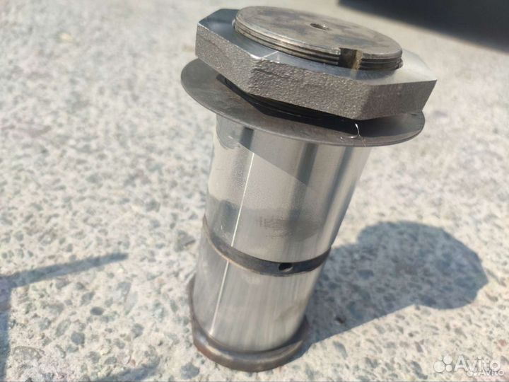 Ось балансира полуприцепа Hartung